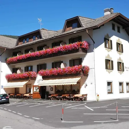 Hotel Urthaler Dobbiaco